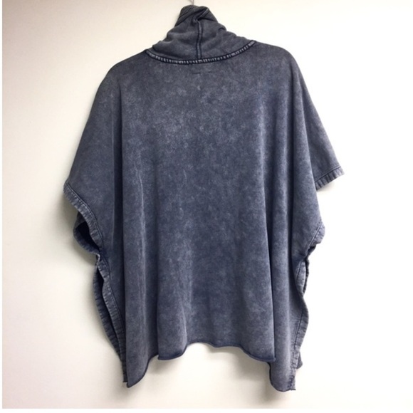 NEW RARE Aritzia Wilfred Oversized XS Berenson Poncho/Cape In Washed Blue - Picture 3 of 15